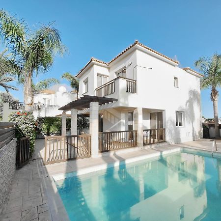 Villa Lynn Chill Out Seaview Aya Napa Dış mekan fotoğraf