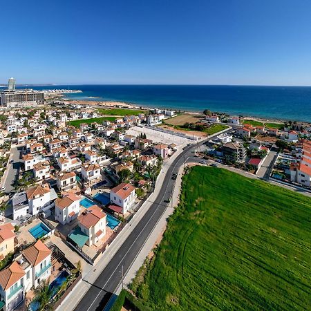 Villa Lynn Chill Out Seaview Aya Napa Dış mekan fotoğraf