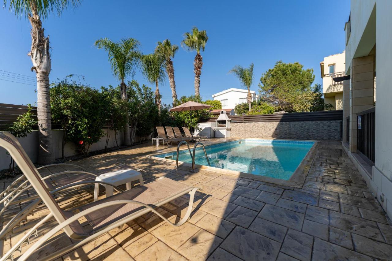 Villa Lynn Chill Out Seaview Aya Napa Dış mekan fotoğraf
