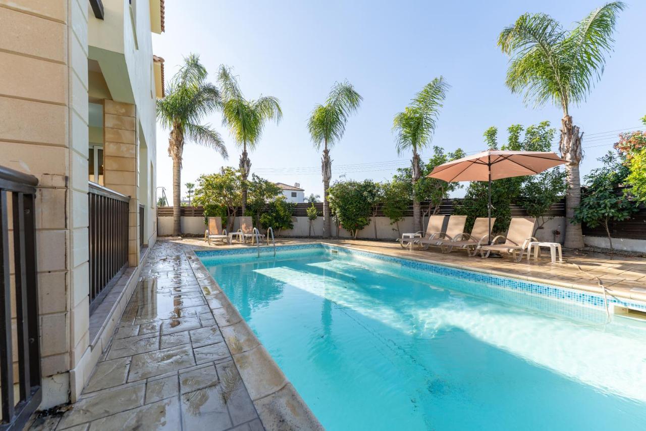 Villa Lynn Chill Out Seaview Aya Napa Dış mekan fotoğraf