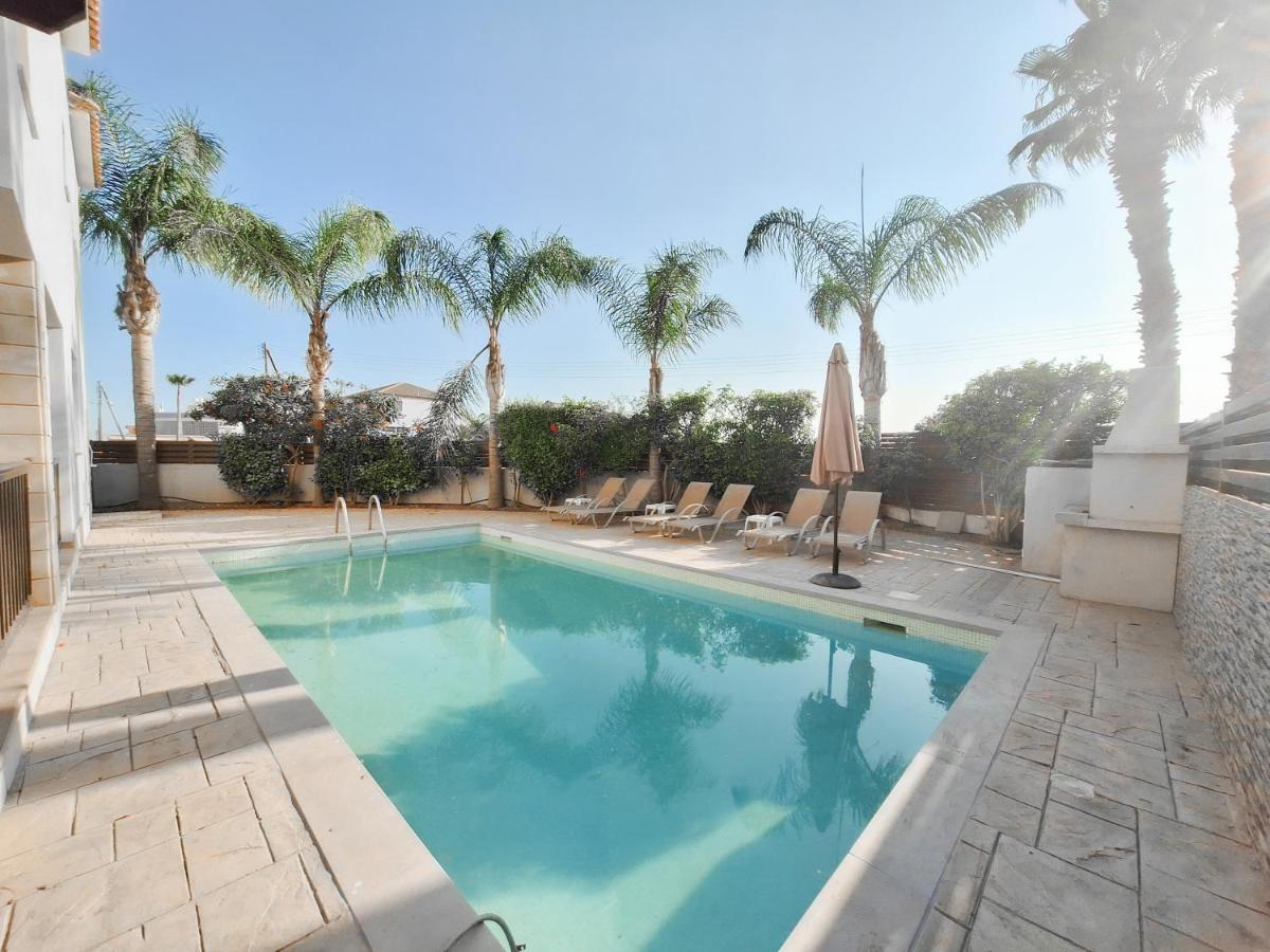 Villa Lynn Chill Out Seaview Aya Napa Dış mekan fotoğraf