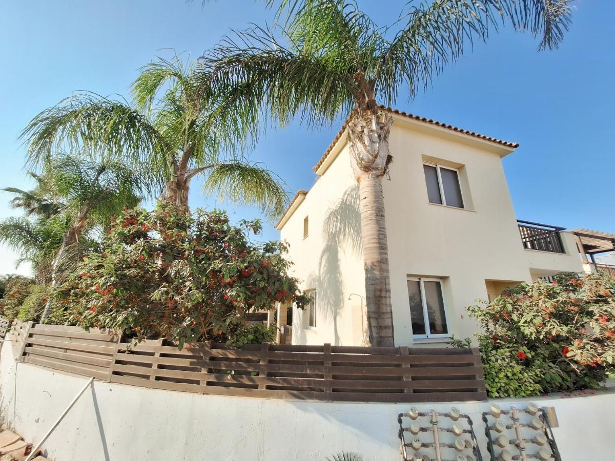 Villa Lynn Chill Out Seaview Aya Napa Dış mekan fotoğraf