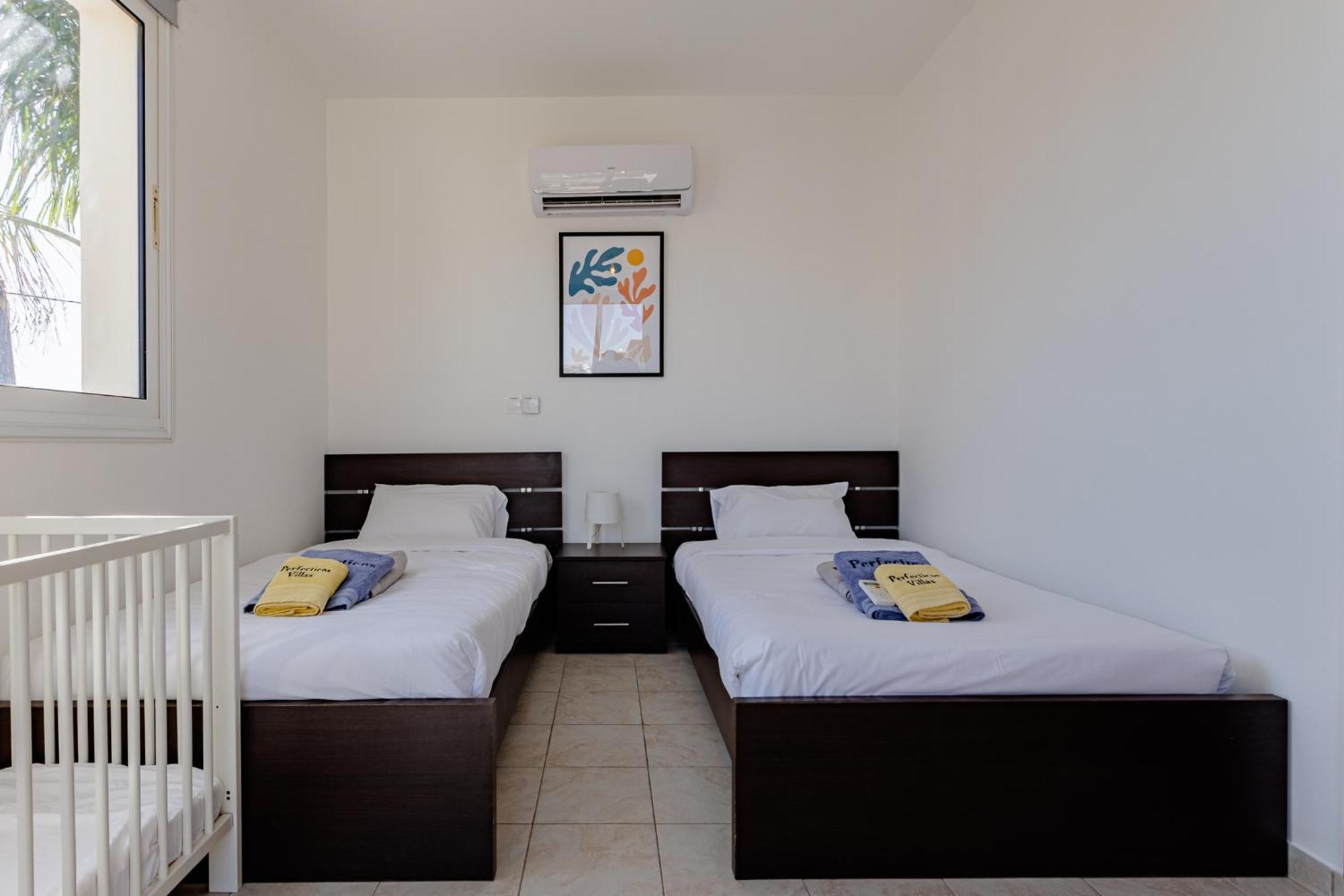 Villa Lynn Chill Out Seaview Aya Napa Dış mekan fotoğraf