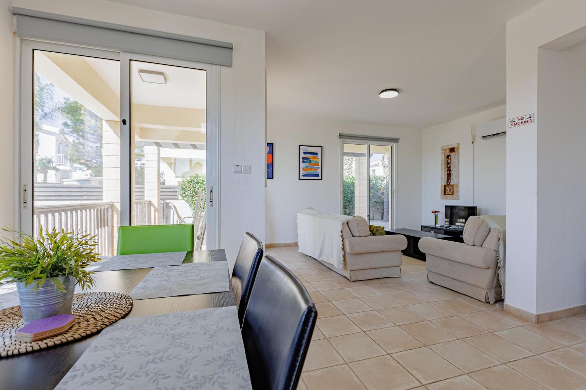 Villa Lynn Chill Out Seaview Aya Napa Dış mekan fotoğraf