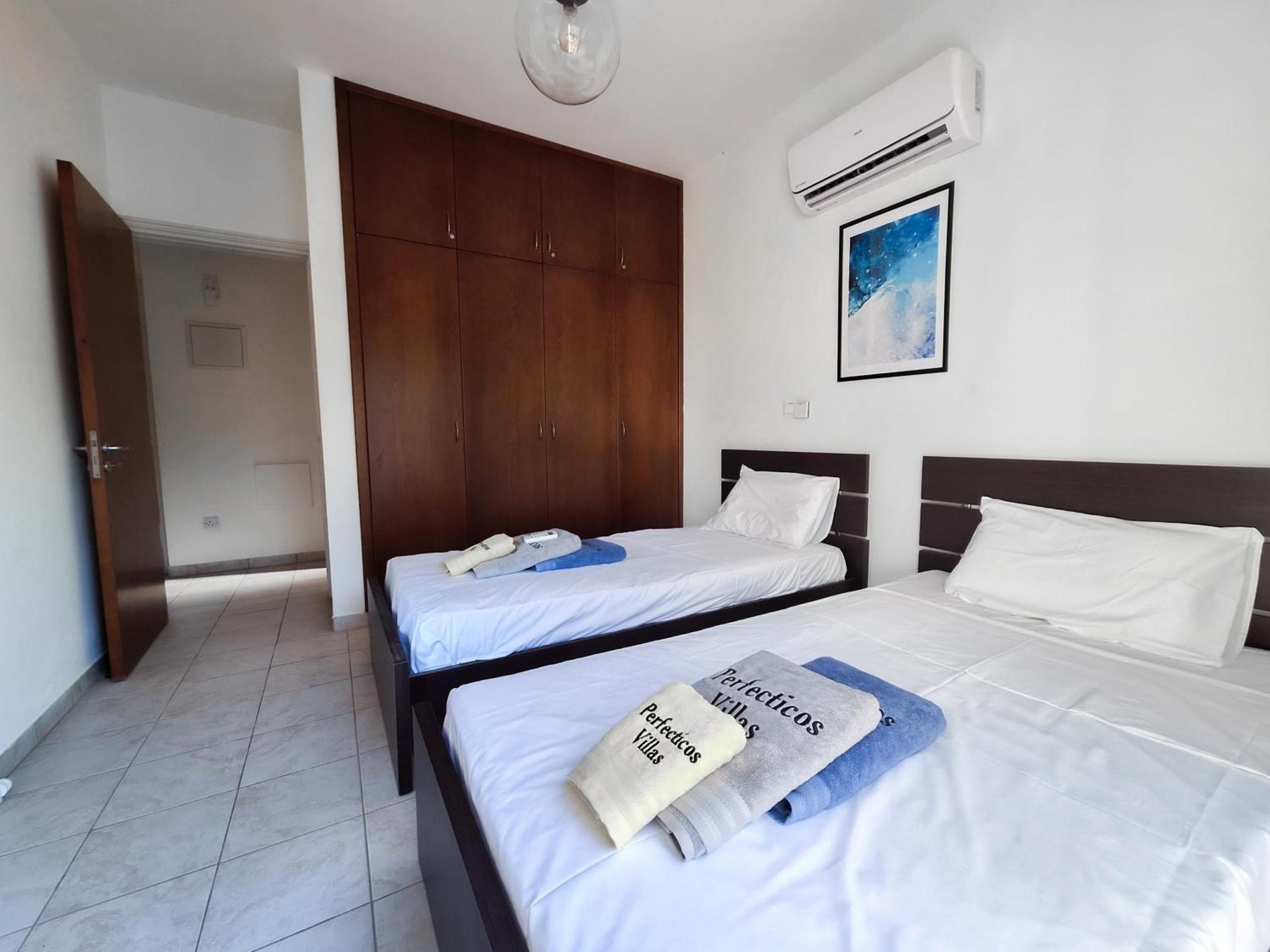Villa Lynn Chill Out Seaview Aya Napa Dış mekan fotoğraf