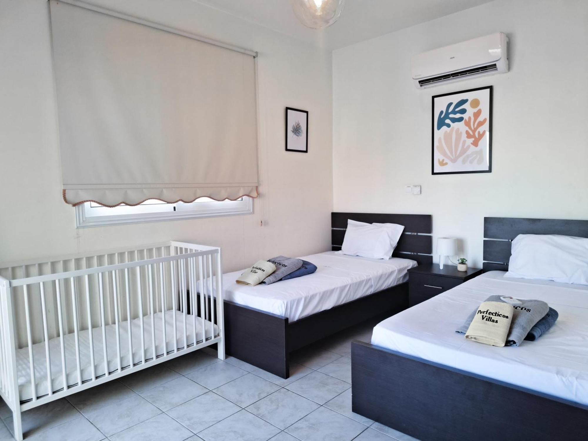 Villa Lynn Chill Out Seaview Aya Napa Dış mekan fotoğraf